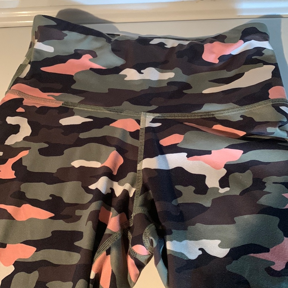 Old navy active shorts extra small biker shorts